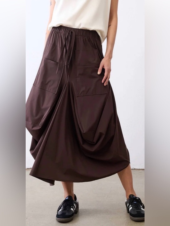 Ruti Go To Brown Midi Skirt with Pockets. Small - Picture 13 of 13